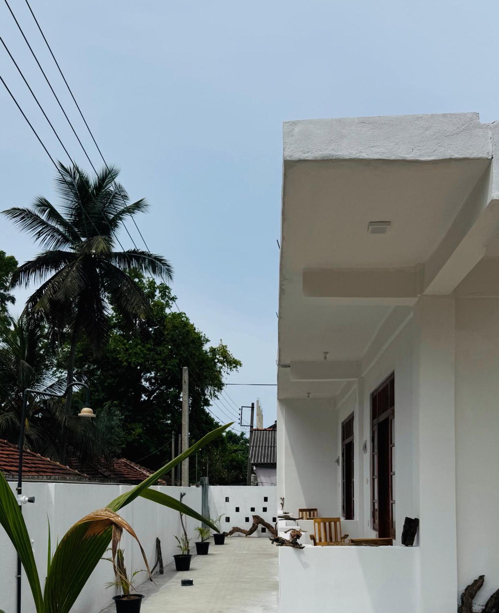 Baywatch Arugambay Hotel Baía de Arugam Exterior foto